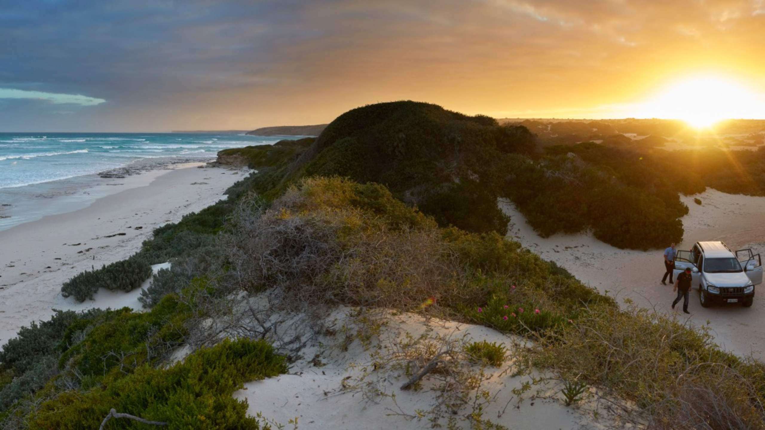 Luxury Perth to Adelaide Overland 4WD 10D9N 