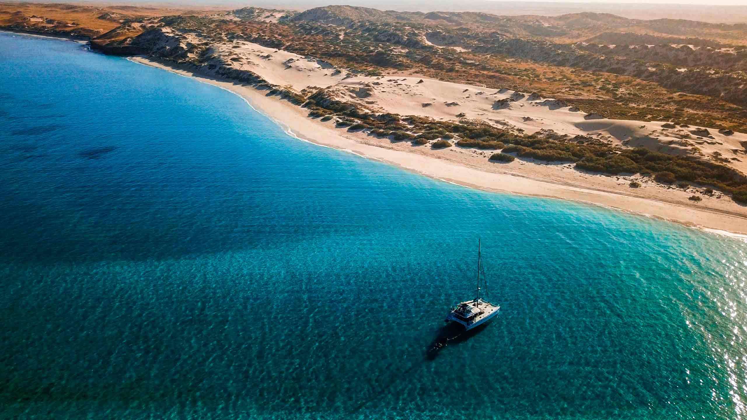 Ningaloo Reef Sail & Snorkel Express 4D3N