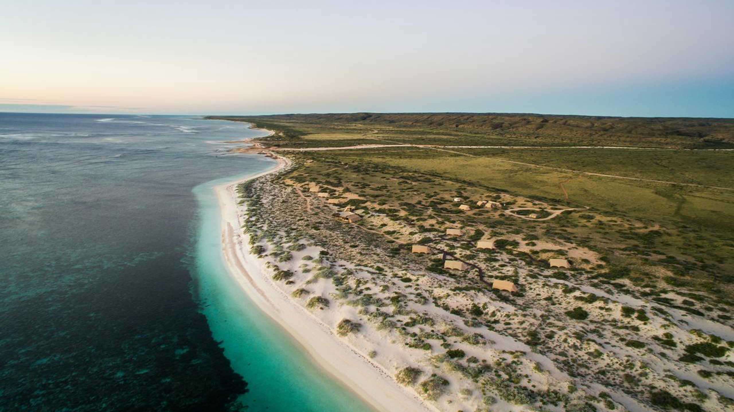 Coast to Coast Rail to Reef by Indian Pacific 10D9N (Sydney - Perth - Ningaloo)