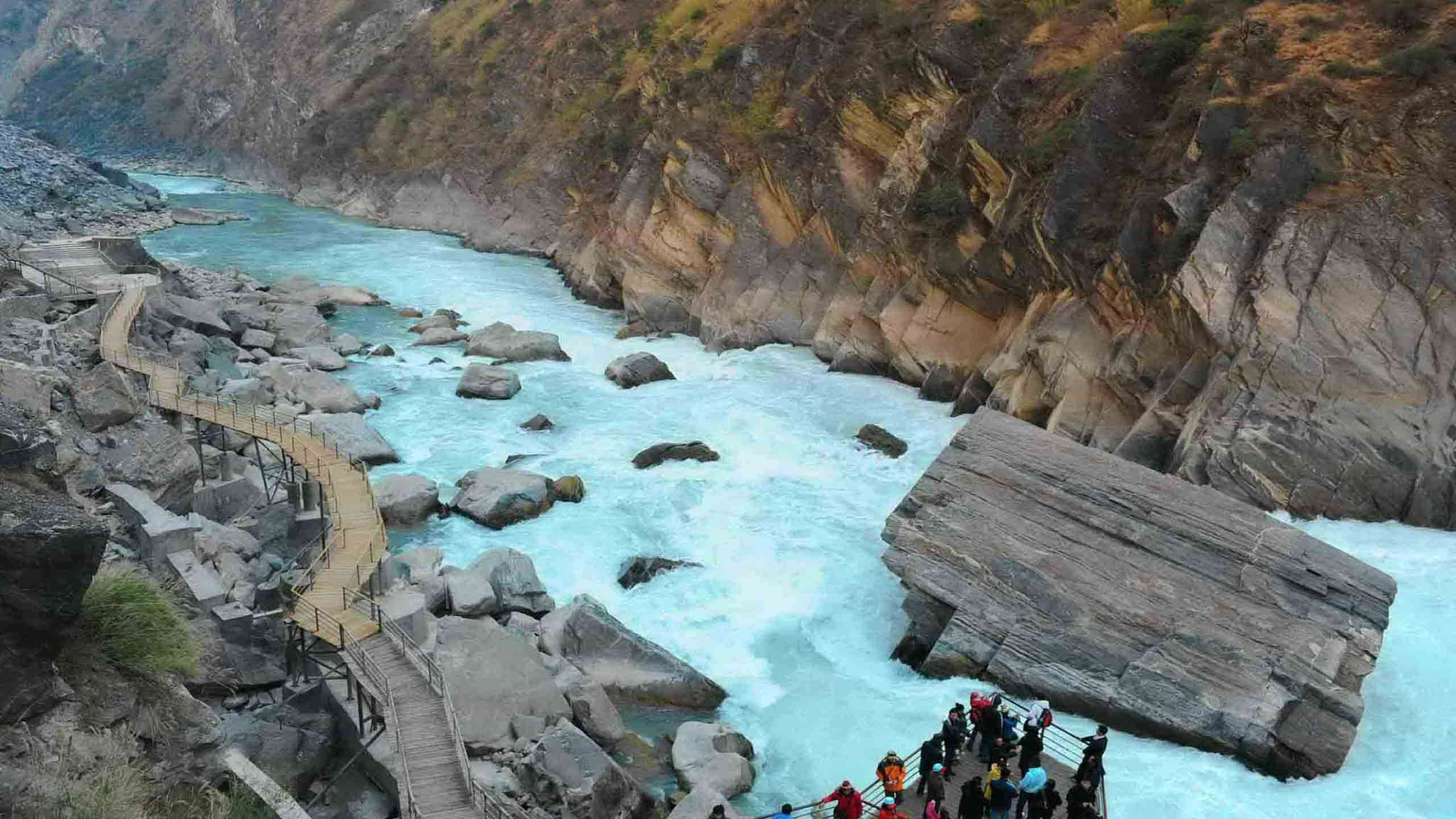 The Classic Tiger Leaping Gorge Trekking Adventure 6D5N, Fully Guided