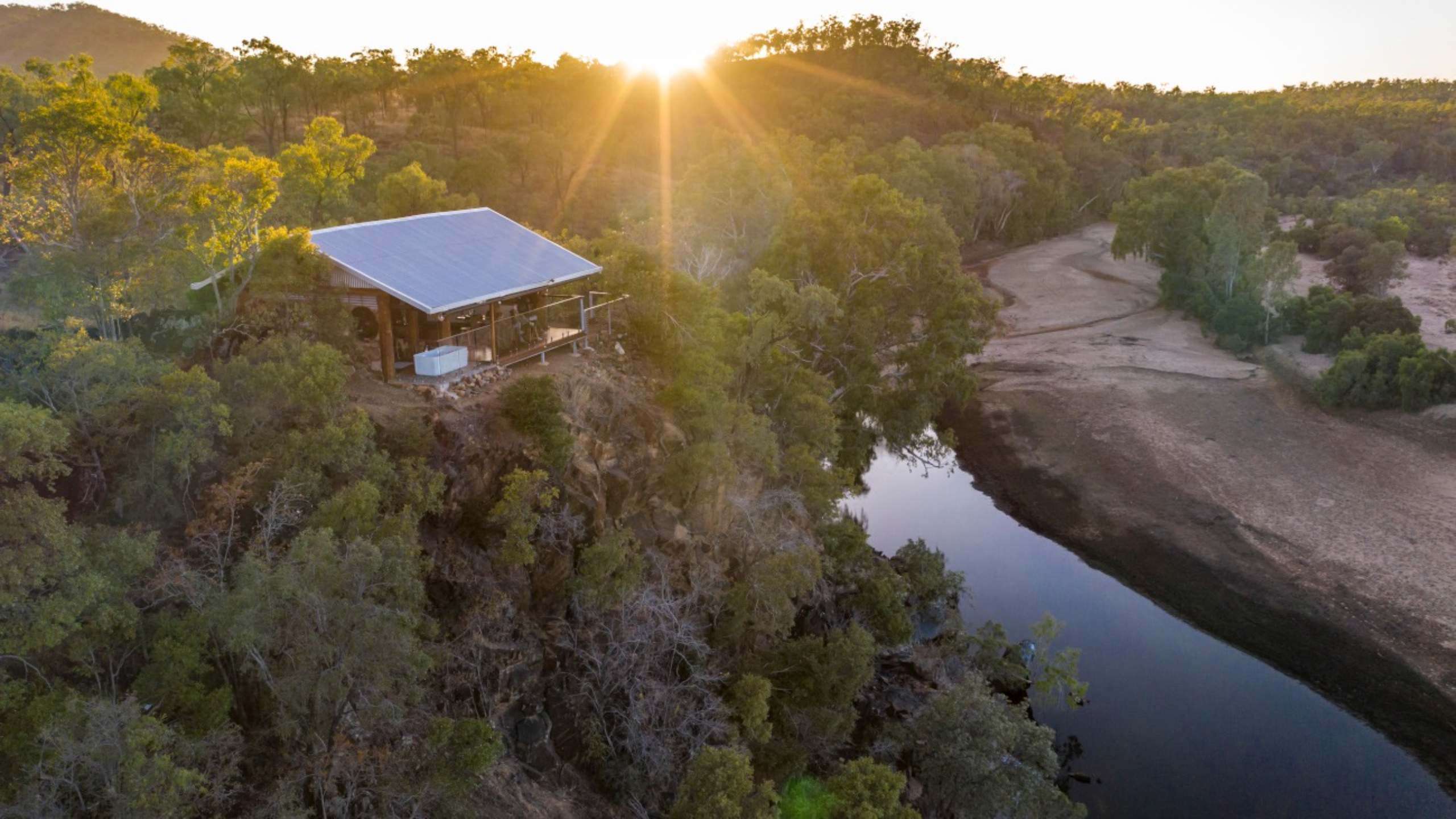 Ultimate Queensland Outback From Above 7D6N - Exclusive Private Retreat