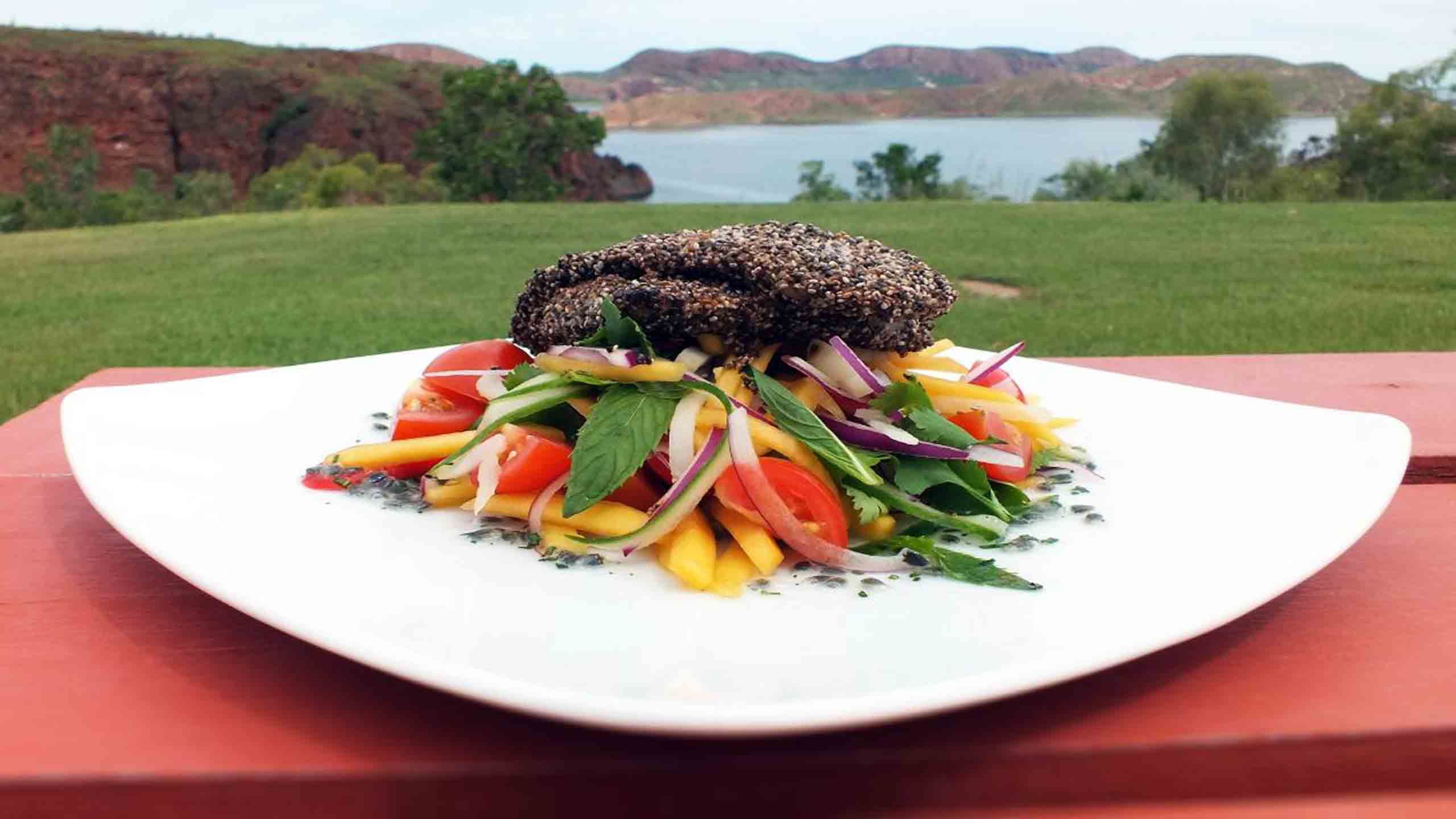 lake-argyle-resort-kimberley-wa-meal