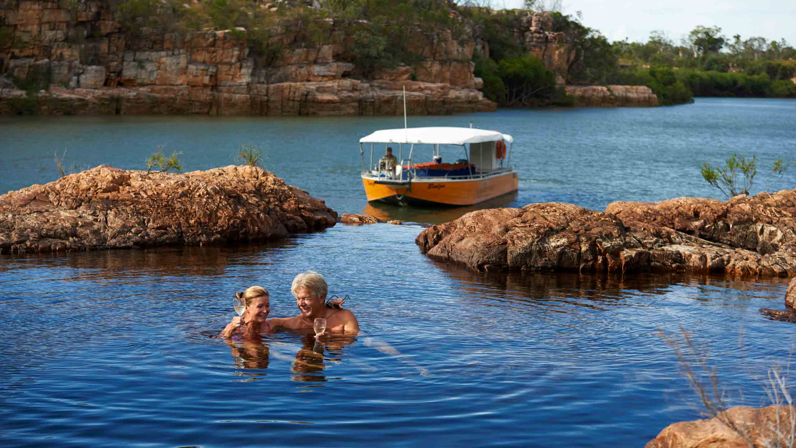 Berkley-river-lodge-kimberley-western-australia-berkley-river-experience