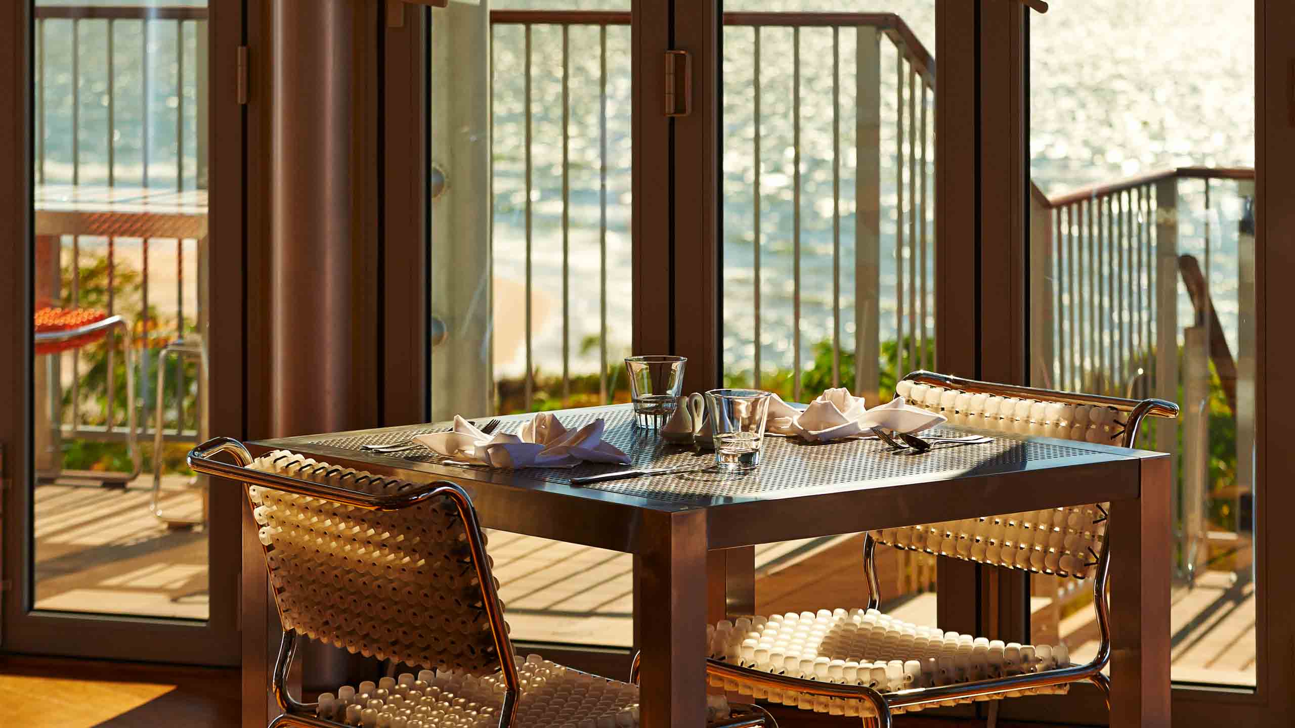 Berkley-river-lodge-kimberley-western-australia-dining