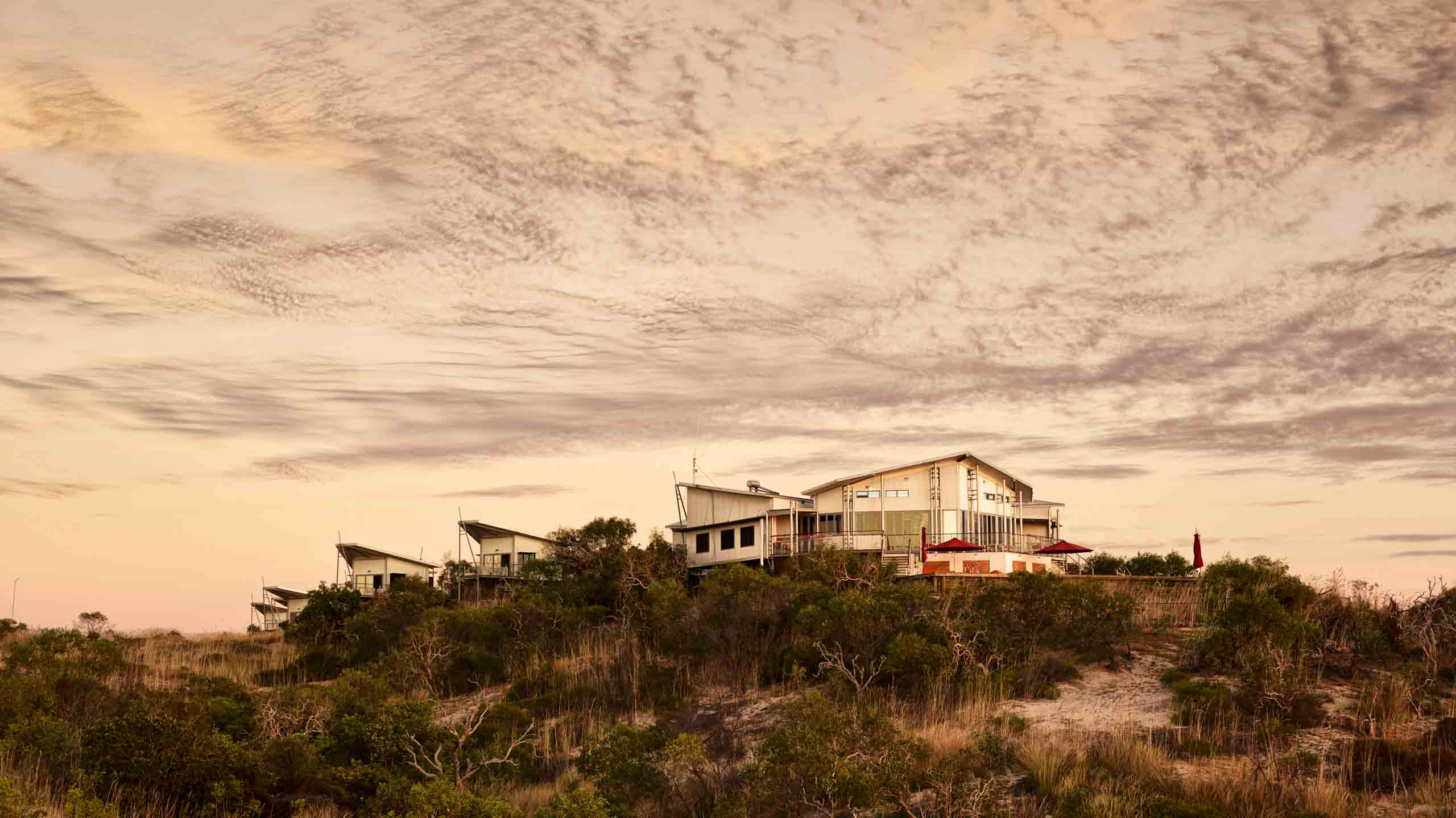 Berkley-river-lodge-kimberley-western-australia-exterior-sunset