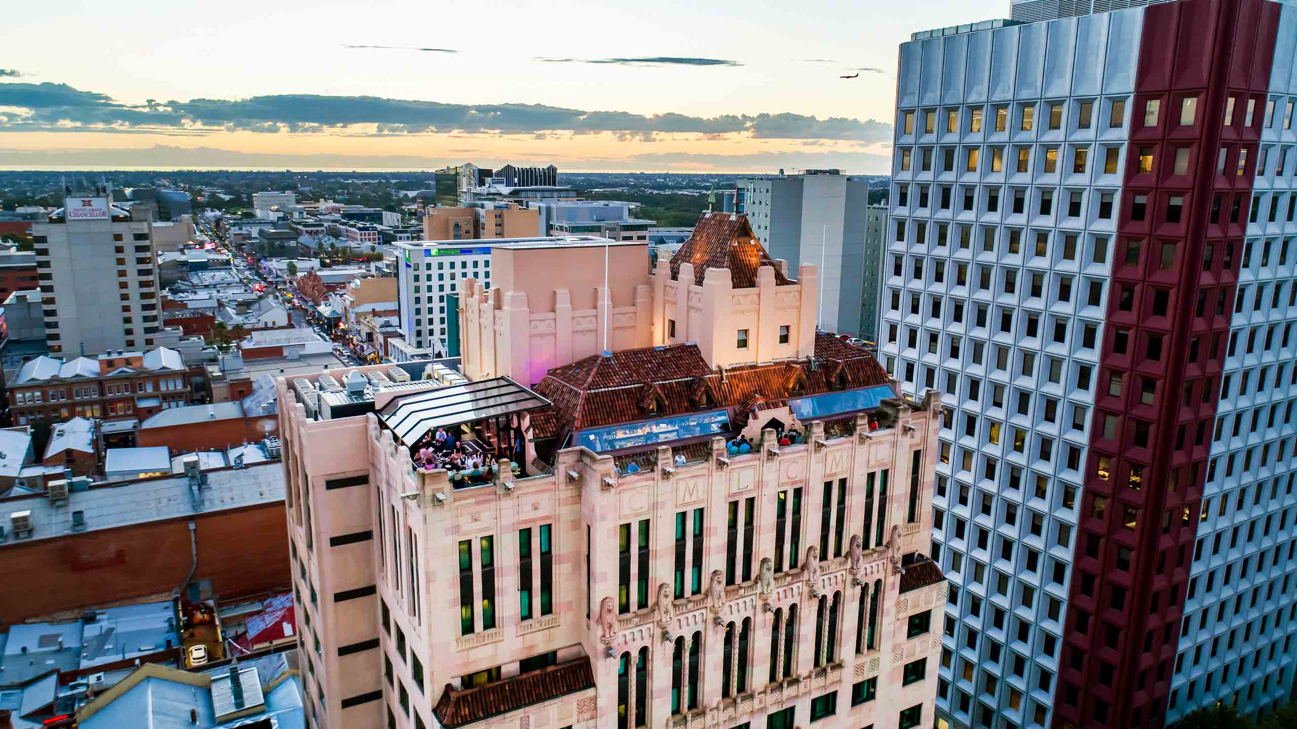 Mayfair-Hotel - Exterior