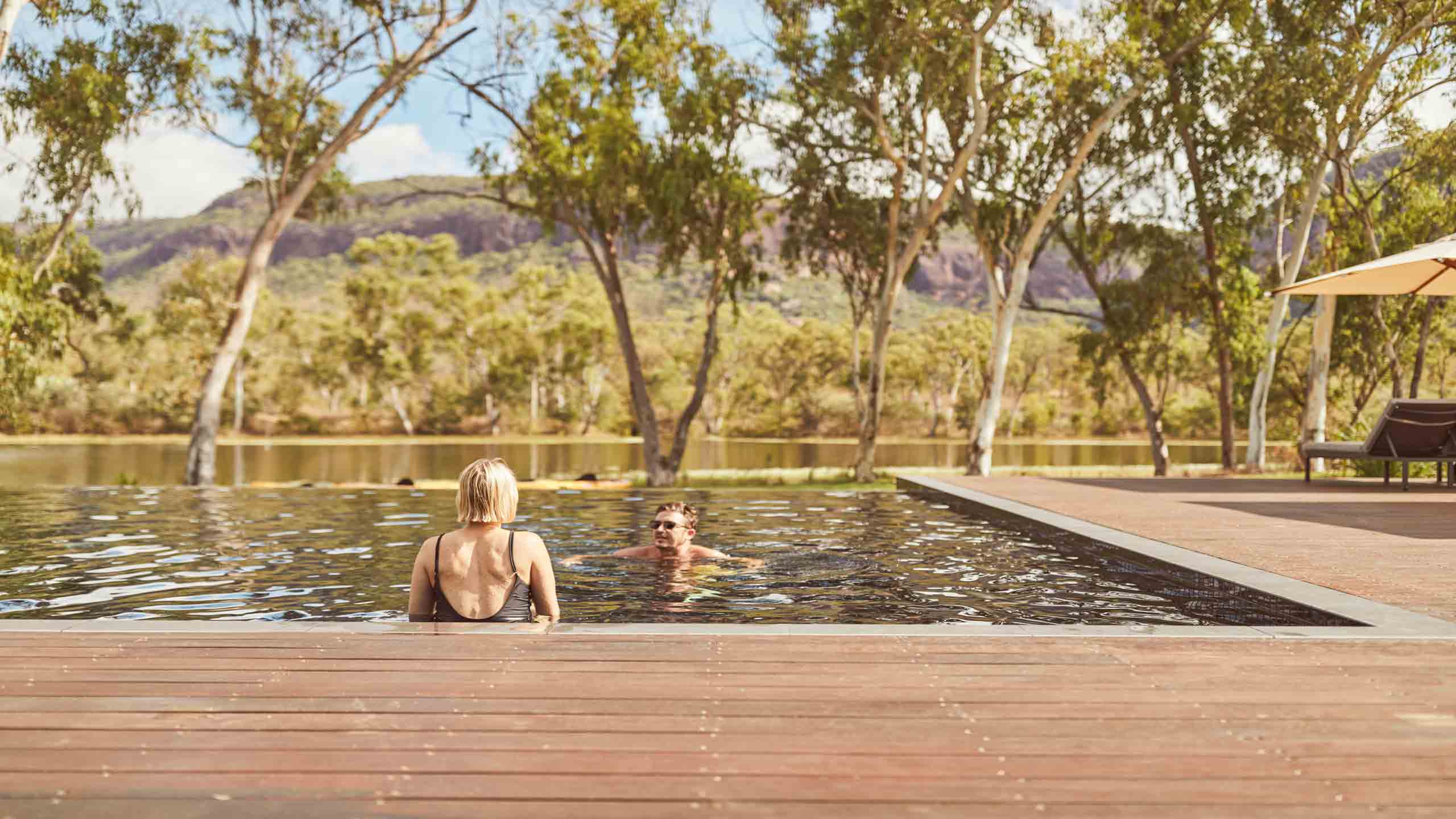 mt-mulligan-lodge-cairns-queensland-luxury-people-in-pool