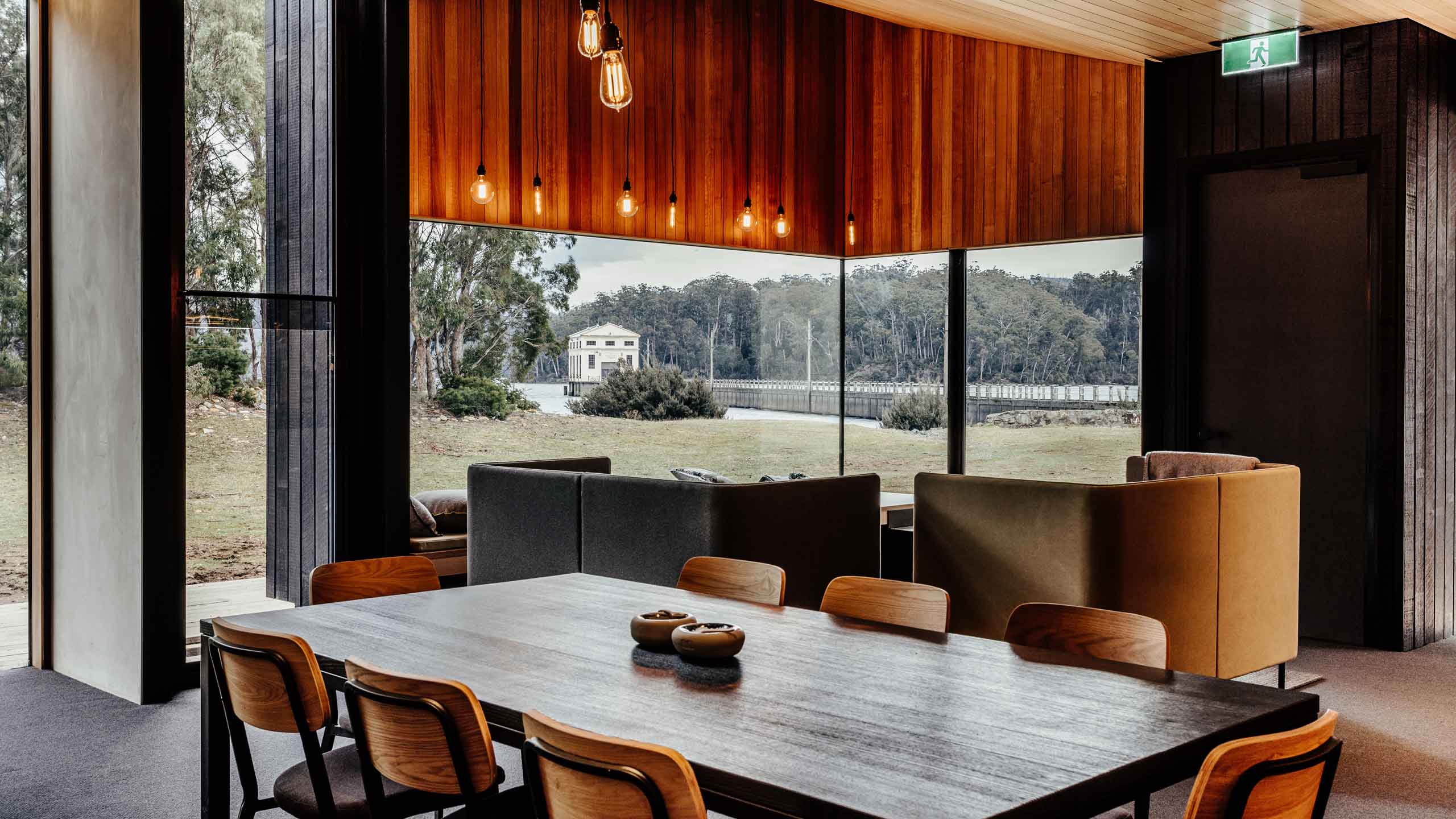 pumphouse-point-lake-st-clair-tasmania-the-shorehouse-dining