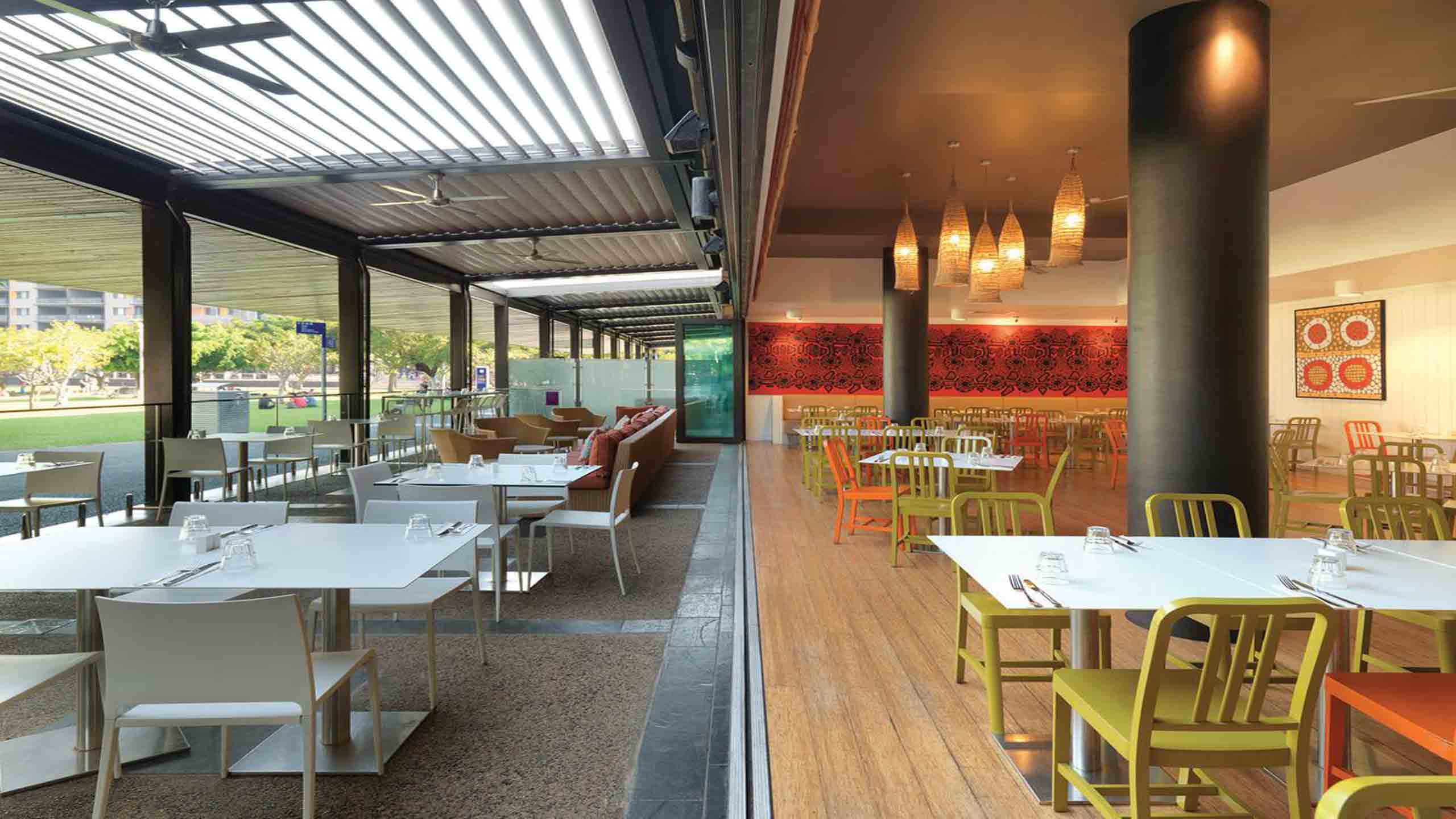 vibe-darwin-waterfront-restaurant