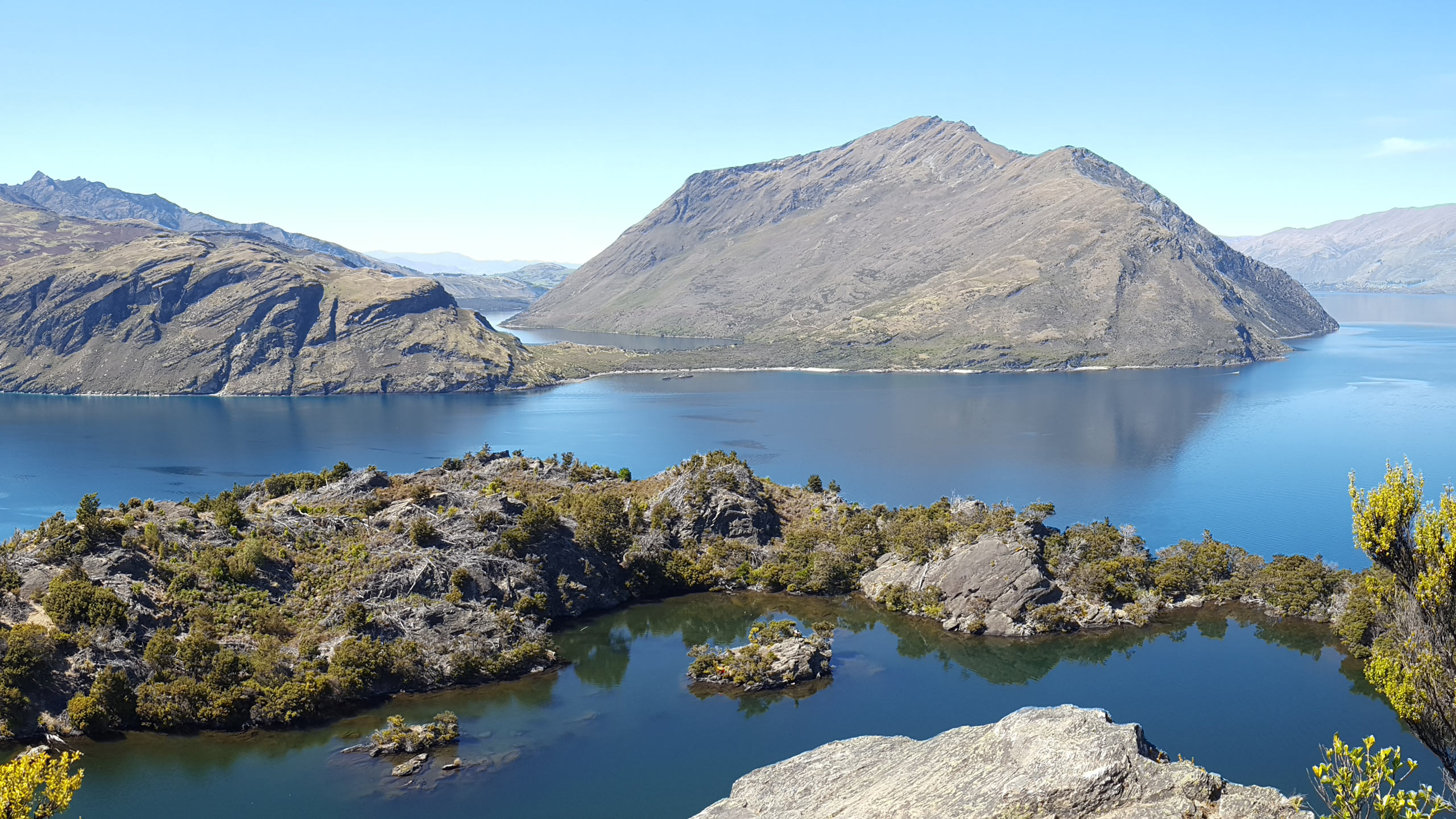 maple-lodge-wanaka-new-zealand-sightseeing-views