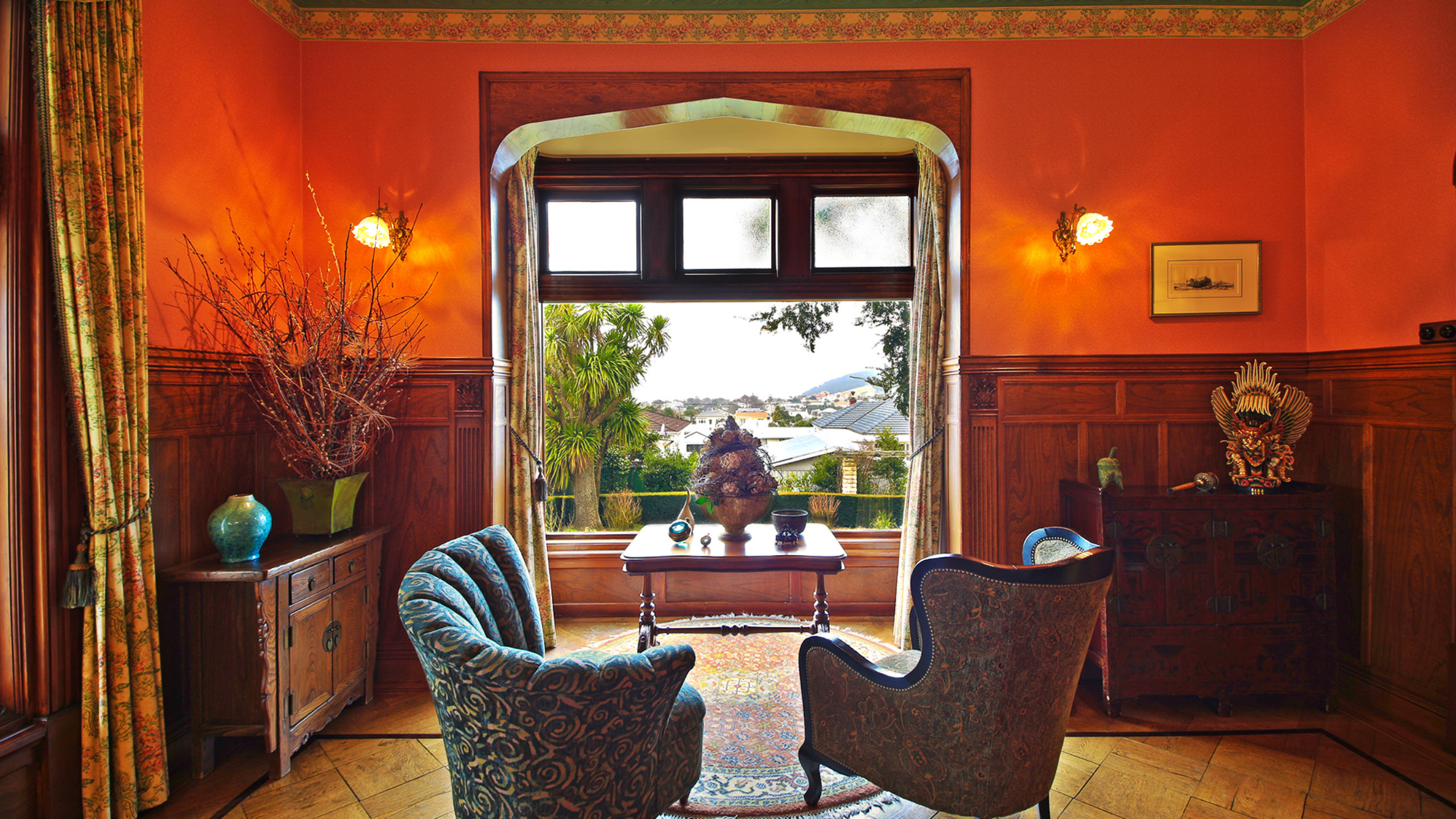 pen-y-bryn-lodge-new-zealand-seating-with-window