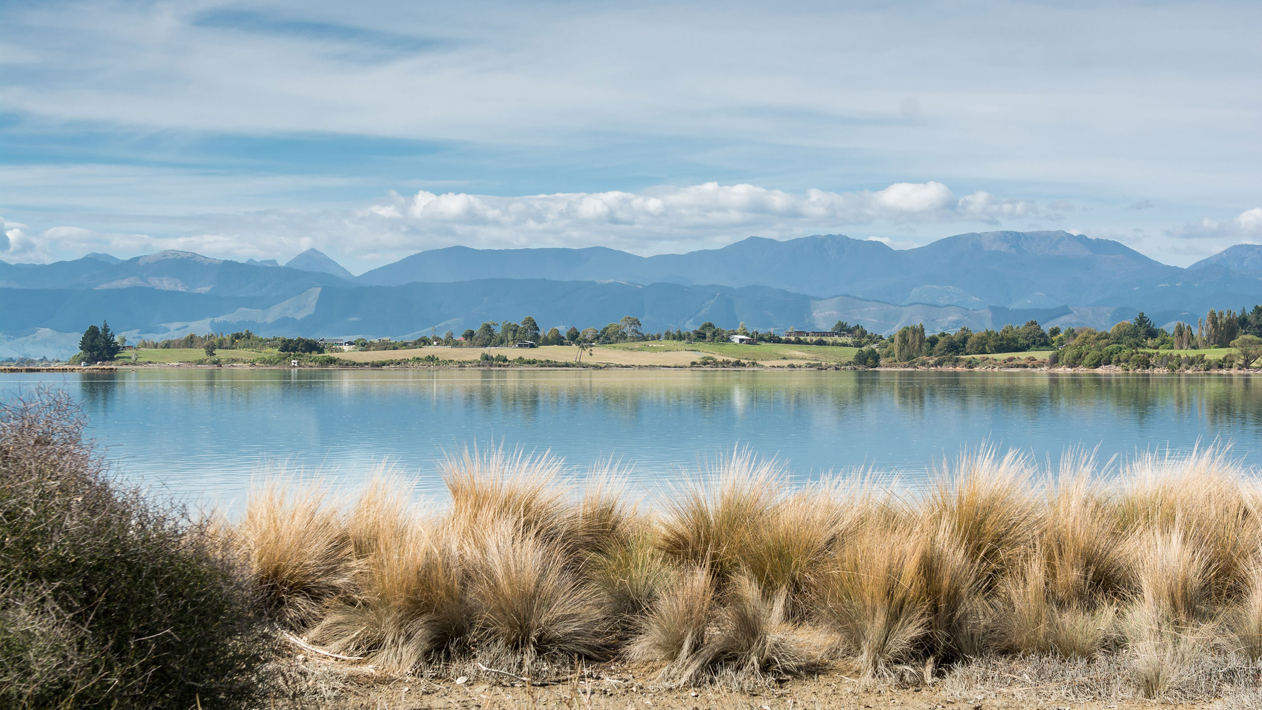 te-koi-lodge-nelson-new-zealand-stunning-views