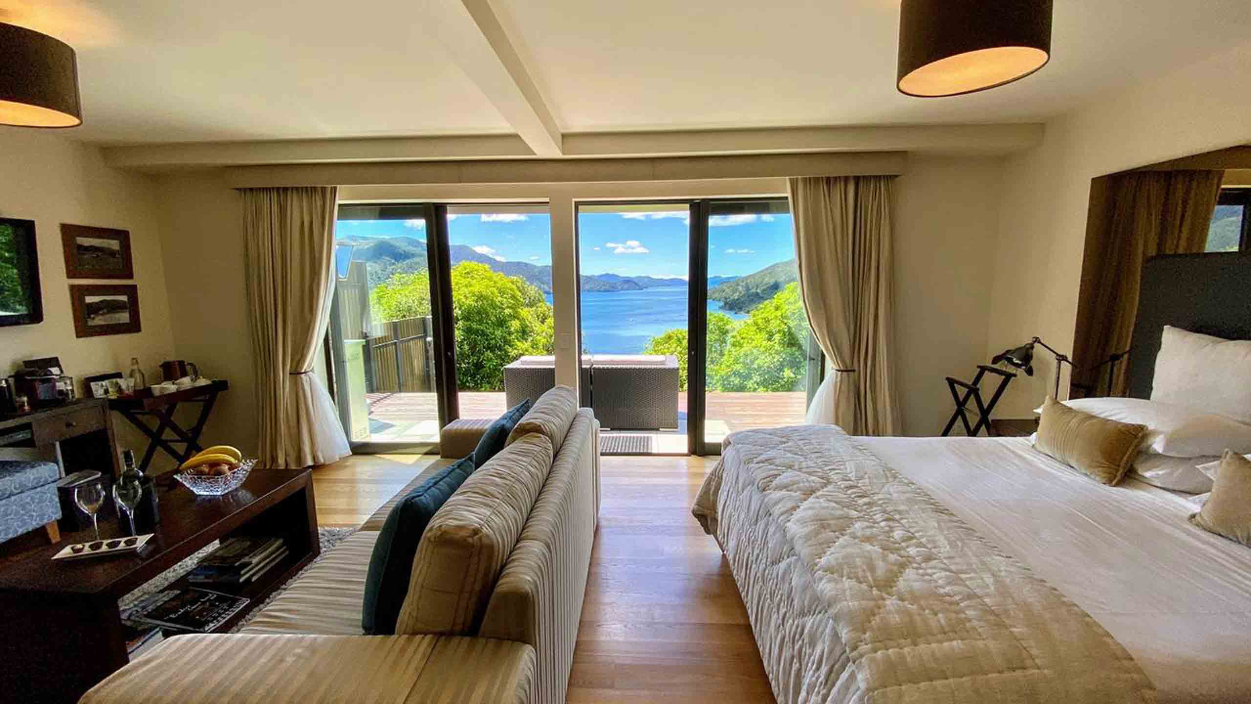 The-sounds-retreat-picton-marlborough-sounds-room-with-view