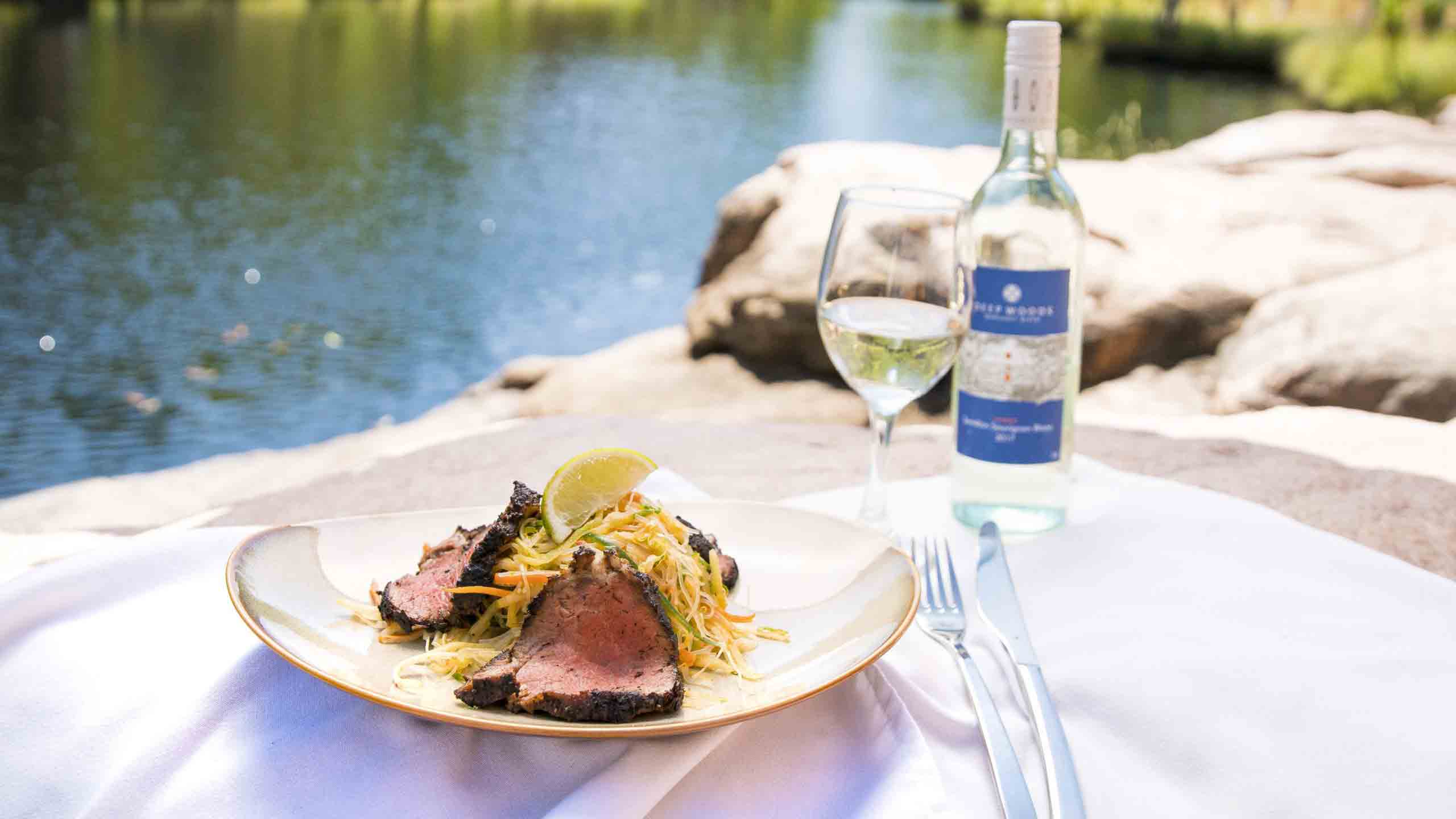 true-north-cruise-australia-papua-beautiful-meal