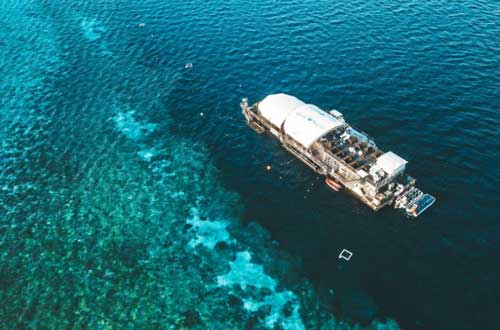 reefworld-great-barrier-reef-whitsundays-aerial