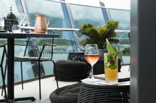 riley-cairns-drinks-queensland