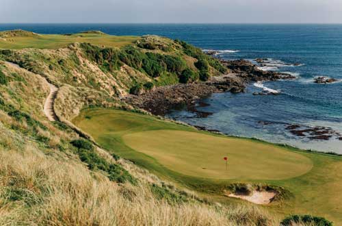 cape-wickham-golf-course-tasmania-australia-view