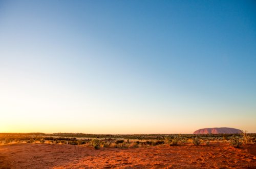 uluru-sunrise-red-centre-northern-territory-australia
