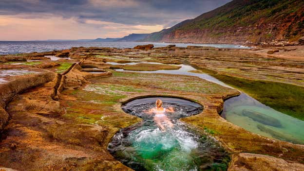 figure-8-pools-sydney-australia-royal-national-park