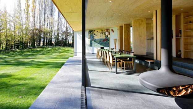 cloudy-bay-luxury-gourmet-tour-the-shack-outdoor-dining