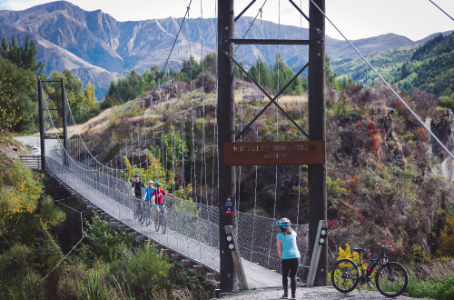 Queenstown-trail-biking-southern-discovery-bridge