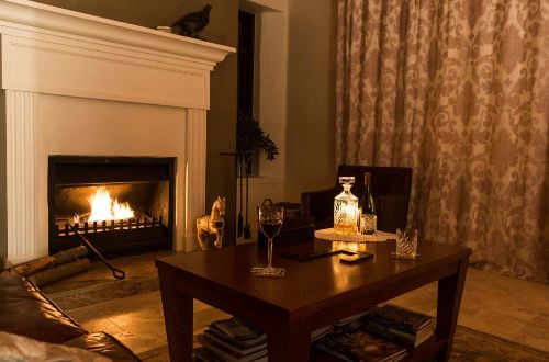 new-zealand-queenstown-trail-aoraki-mt-cook-hooker-valley-walk-fireplace