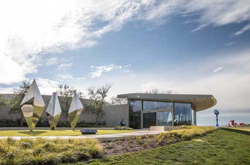 mornington-peninsula-victoria-australia-pt-leo-estate-exterior