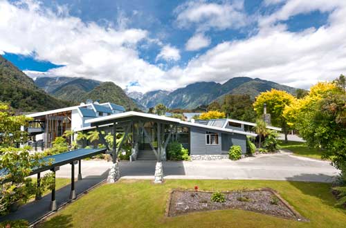 scenic-hotel-franz-josef-glacier-new-zealand-exterior-view