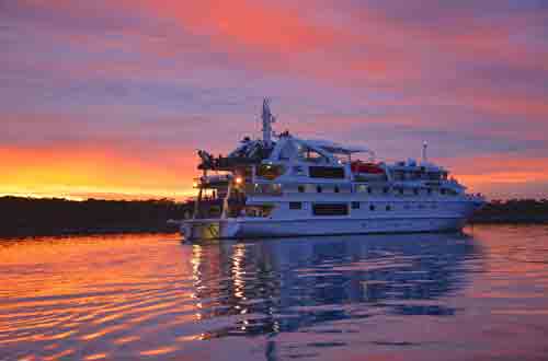 kimberley-western-australia-coral-adventurer-Jar-island