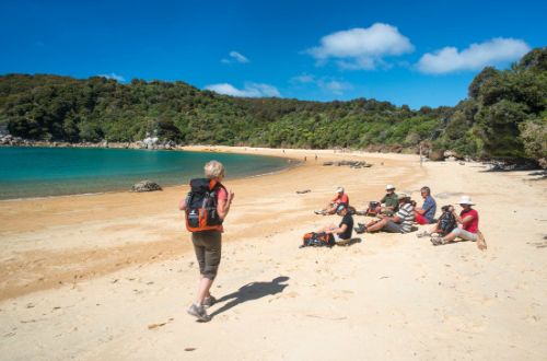 Abel-Tasman-Walk-beach