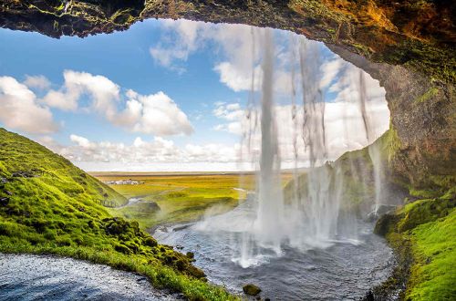 iceland-walk-skogafoss-waterfall