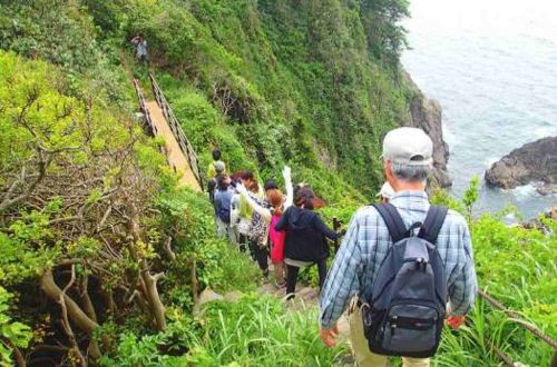 japan-tour-coastal-kyoto-kinosaki-onsen-ine-walk-takeno-trekking