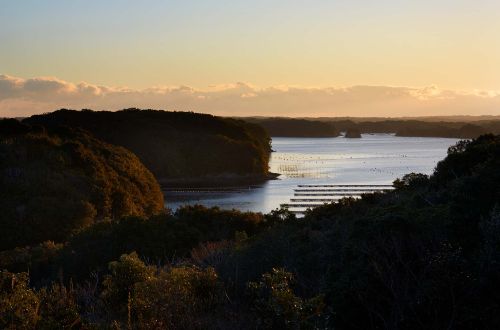 japan-tour-mie-ise-shima-walk-view-towards-ago-bay