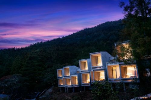 japan-walk-mt-fuji-hoshinoya-fuji-