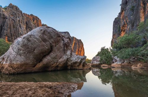 kimberley-trekking-Windjana-Gorge-view