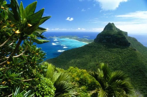 australia-tour-lord-howe-island-walk-kayak-snorkeling-mt-gower-view