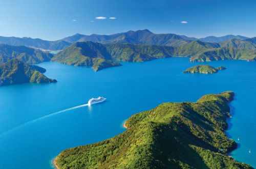 Wellington-to-Picton-Ferry-Across-the-Cook-Strait