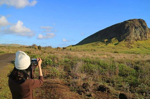 chile-walk-easter-island-exploration-