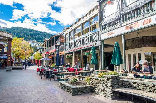 South-Island-New-Zealand-Gourmet-Walk-queenstown-the-mall