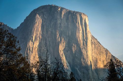 usa-walk-yosemite-national-park-giant-mountain