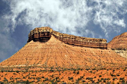 usa-walk-zion-national-park-hill